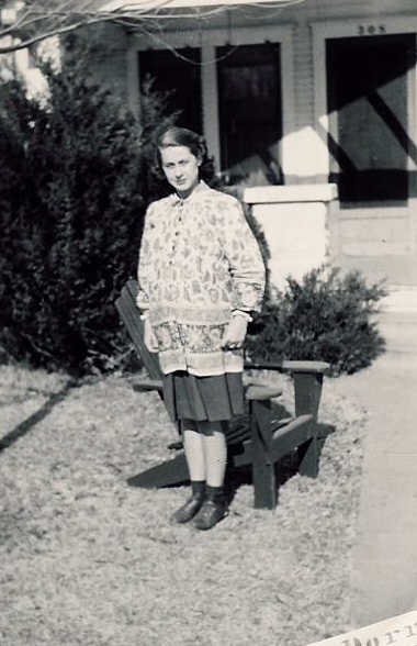 maxynepregnantwithed.jpg (50753 bytes)